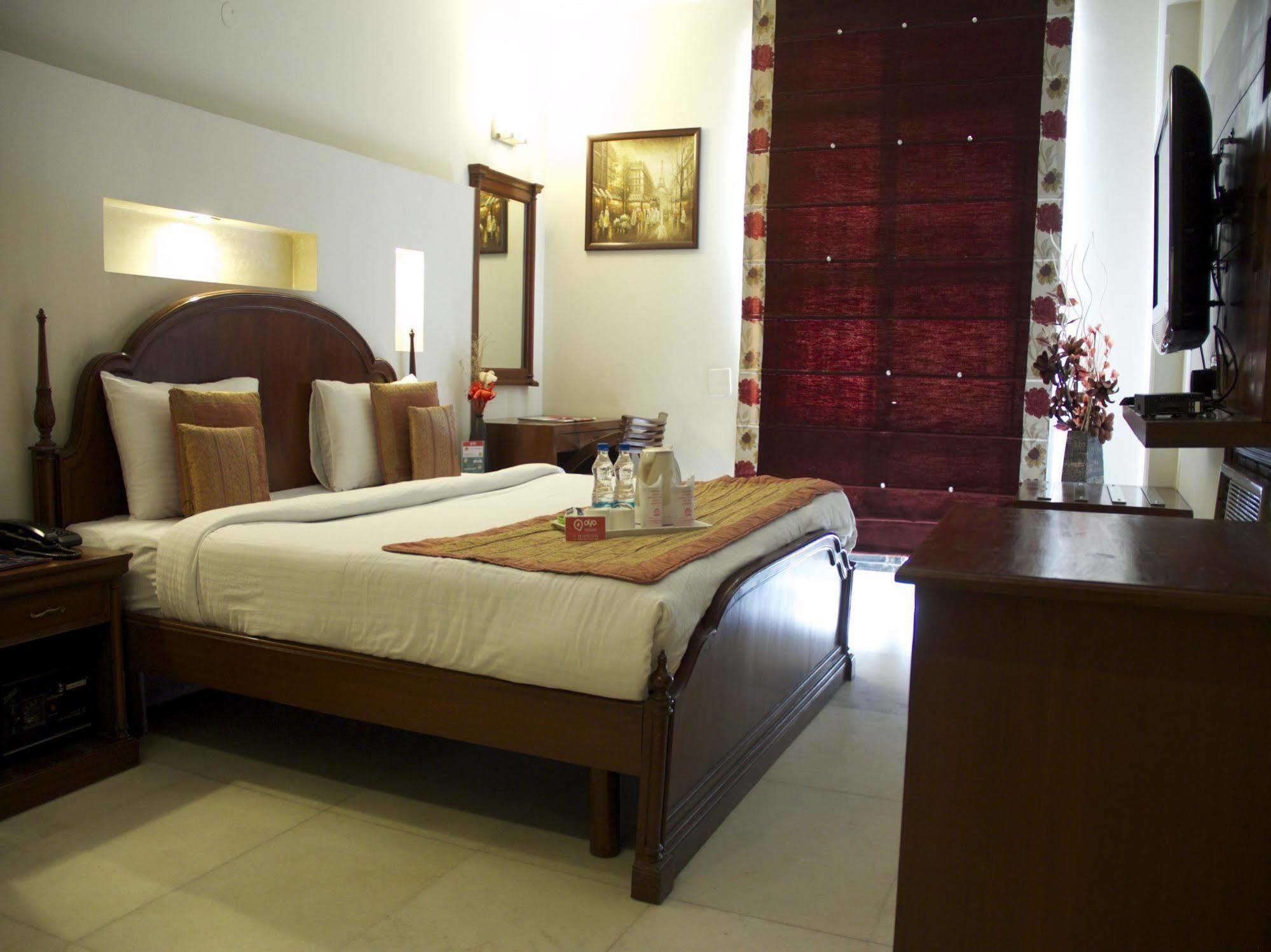 Hotel Comfort Zone Greater Kailash Νέο Δελχί Εξωτερικό φωτογραφία